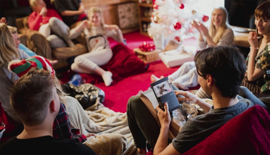 christmas family party games board